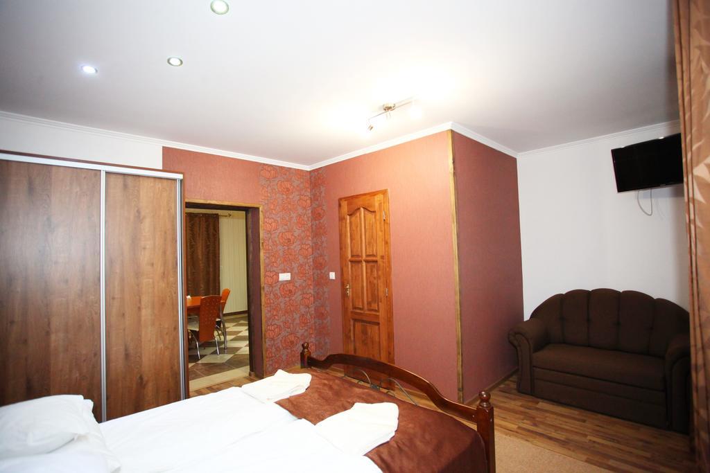 Mirage Hotel Berehove (Transcarpathia) Quarto foto